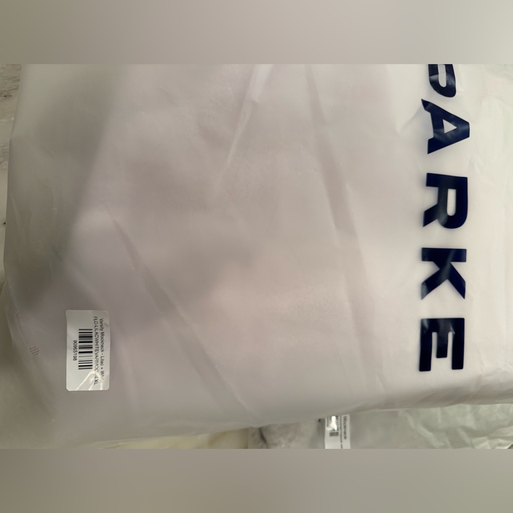 NWT Parke Fleece Lilac + White Varsity MOCKNECK Sweatshirt VIRAL - Picture 4 of 4